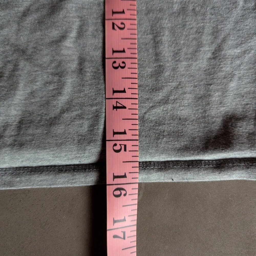Everlane The Supima® Form Spaghetti Strap Cami | M / Mid Heather Grey - Picture 16 of 16